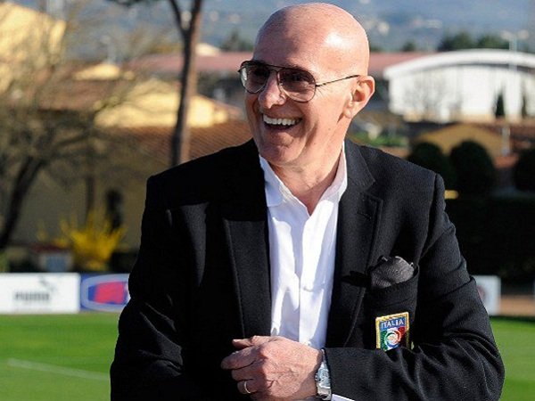 Arrigo Sacchi Yakin Rafael Leao dan Dusan Vlahovic Akan Sukses di Milan